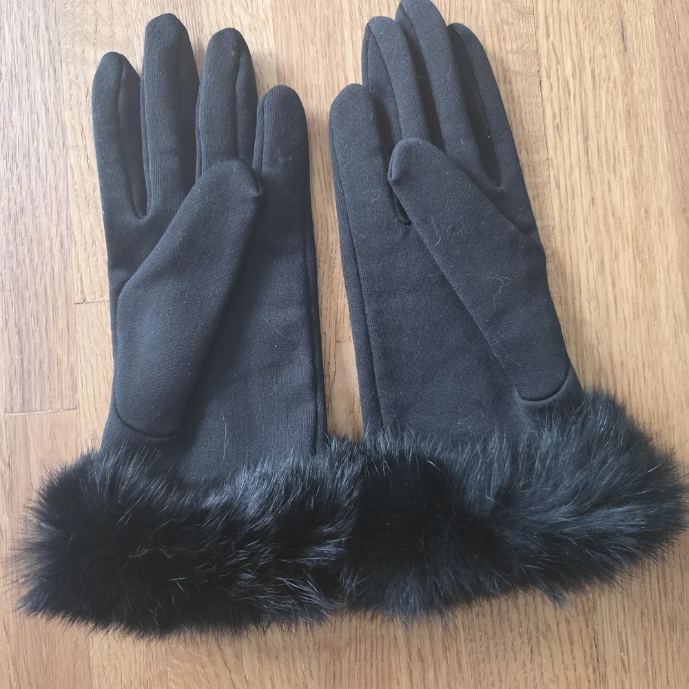 Women's Rabbit Fur Cuff Knit Gloves Black Small - Picture 2 of 4